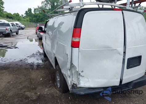 2014 Chevrolet Express from USA, damaged, VIN 1GCWGFBA1E1117697